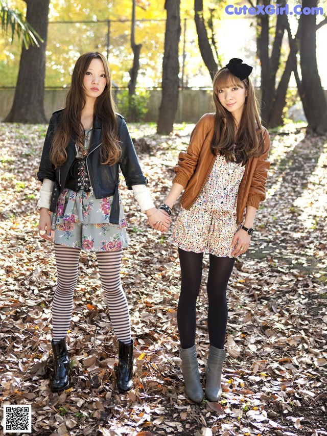 Double Girls - Imagede Pussy Pics No.050001