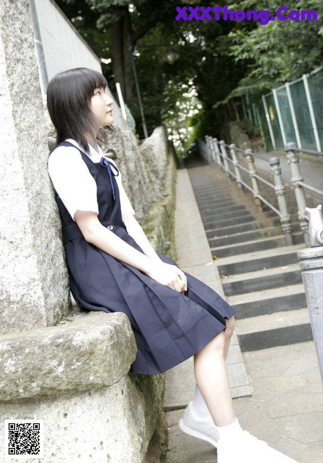 Yuri Ueno - Pressing Girls Teen No.22334a